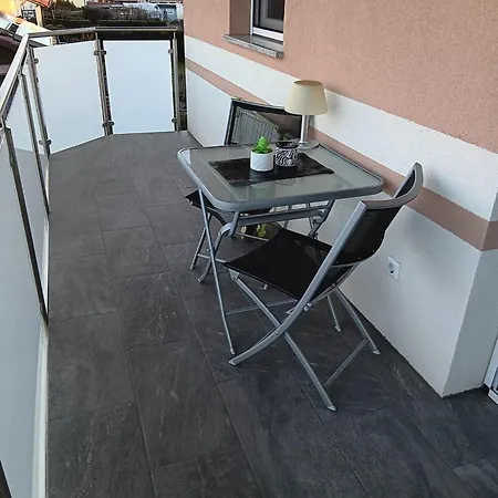 Ajrooms Apartment *